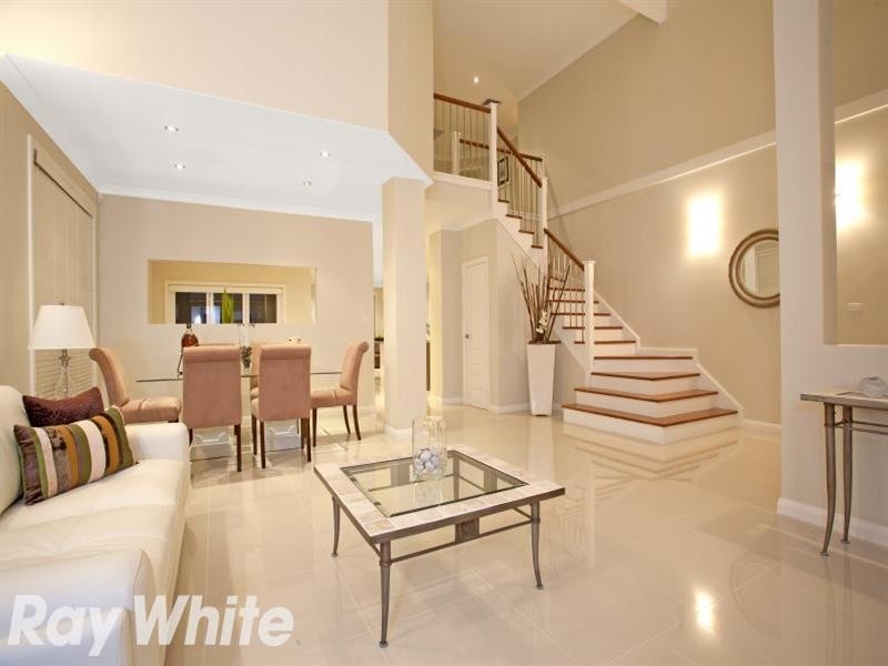 10 Barker Street, Beaumont Hills NSW 2155