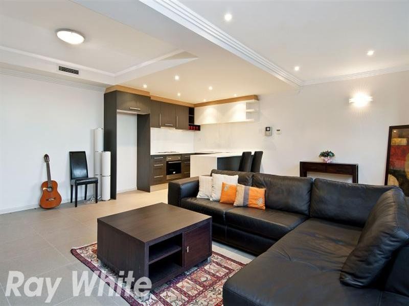 1 Mangalore Drive, Winston Hills NSW 2153