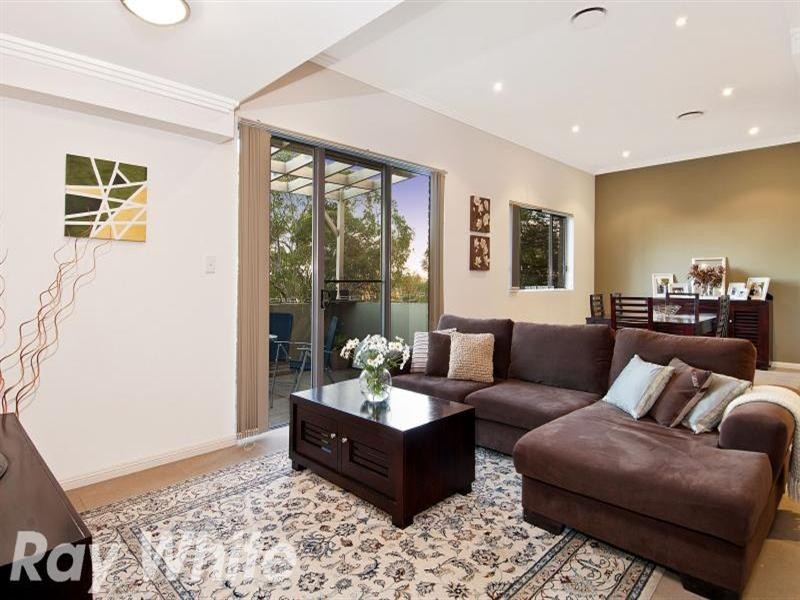 1 Mangalore Drive, Winston Hills NSW 2153