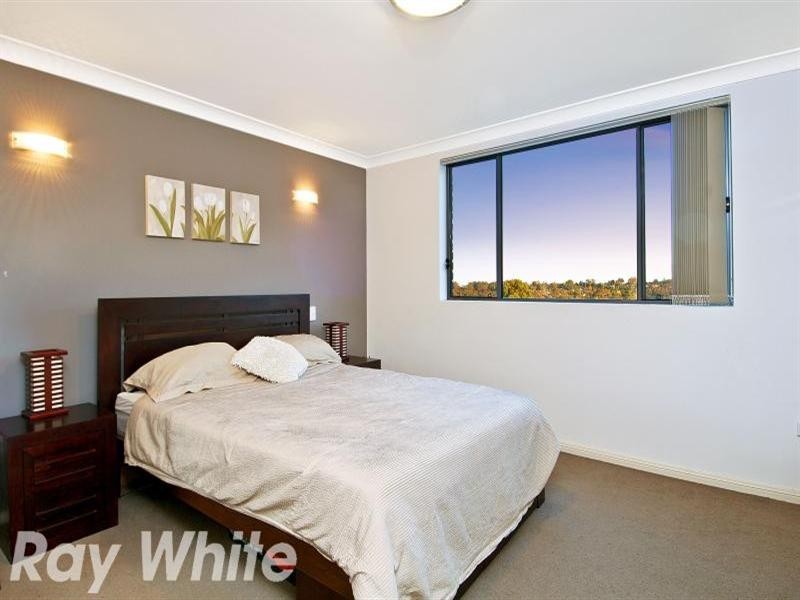 1 Mangalore Drive, Winston Hills NSW 2153