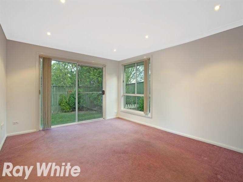 11/16 Wyldwood Crescent, Baulkham Hills NSW 2153