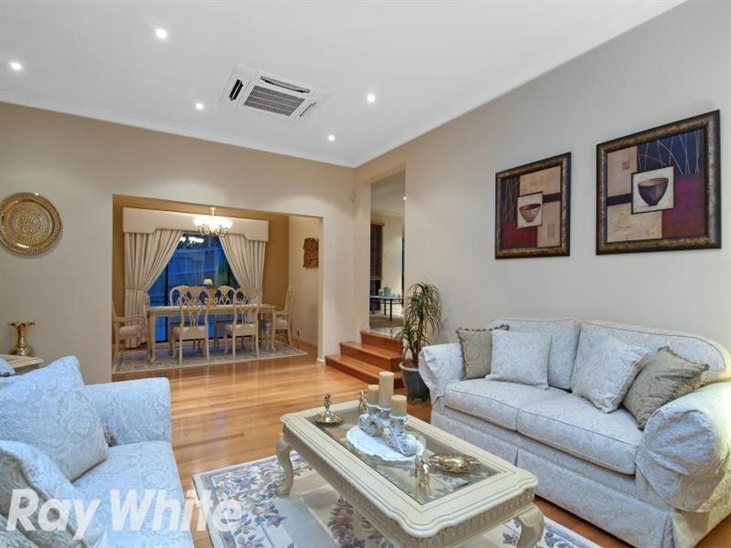 62 Valenti Crescent, Kellyville NSW 2155