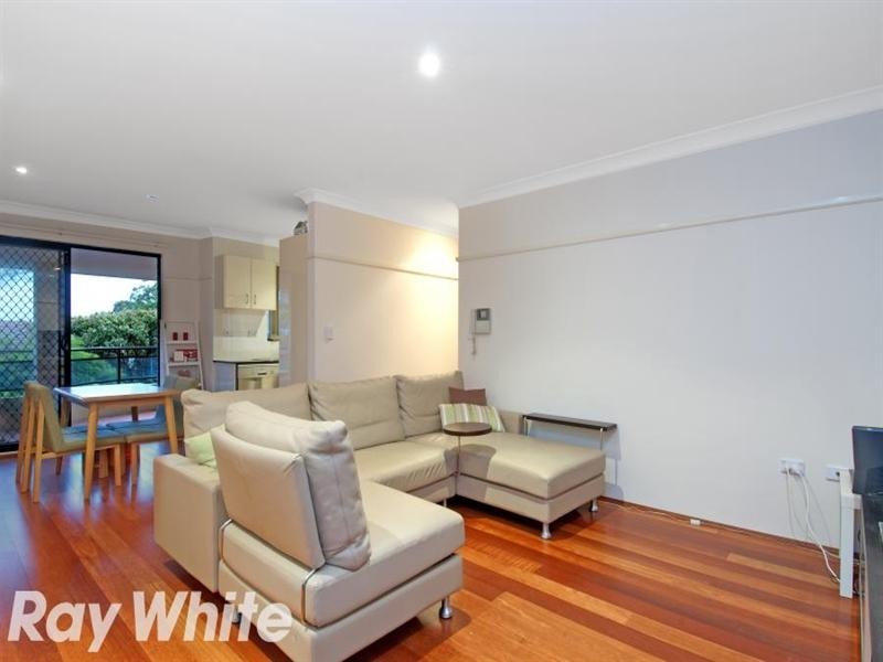 22/32-38 Dobson Crescent, Baulkham Hills NSW 2153