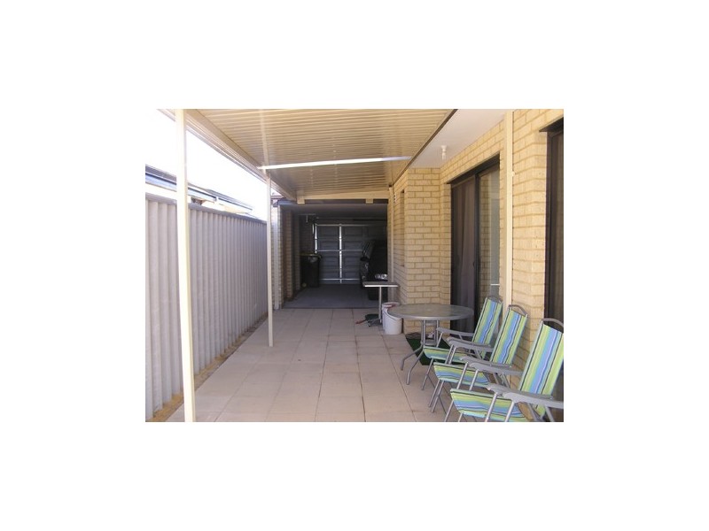 16 Driftwood Way, Beechboro WA 6063