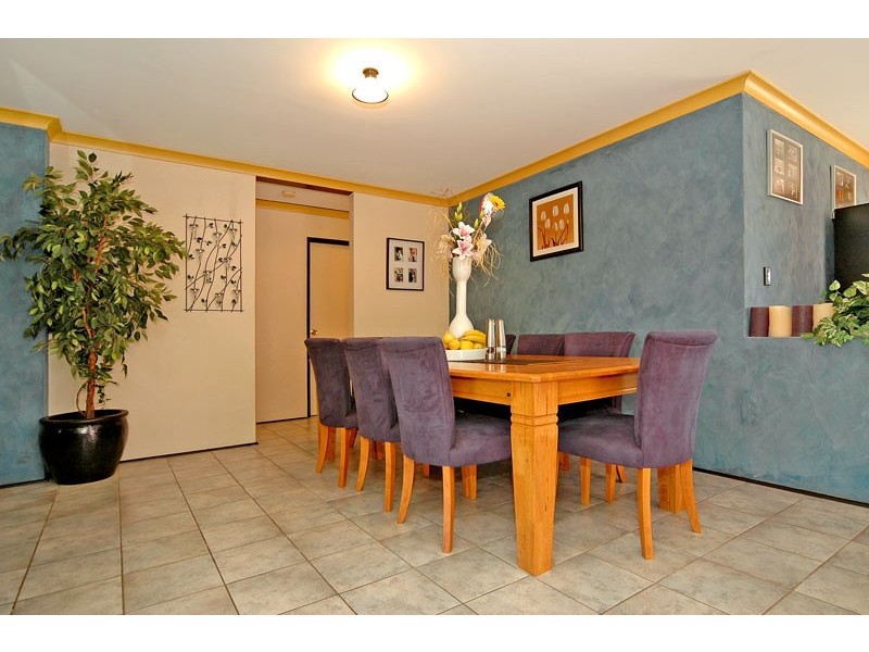 5 Blanc Close, Caversham WA 6055