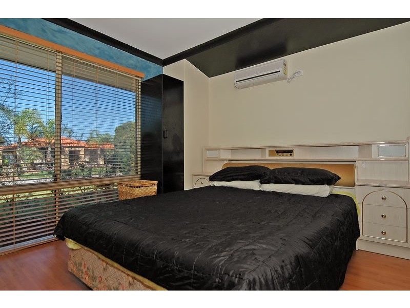 5 Blanc Close, Caversham WA 6055