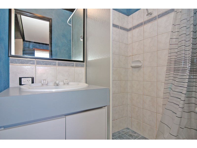 5 Blanc Close, Caversham WA 6055