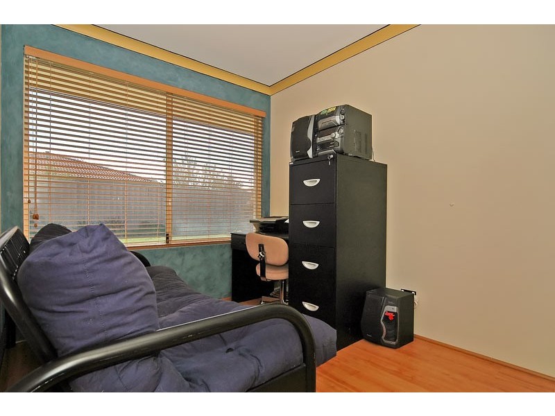 5 Blanc Close, Caversham WA 6055