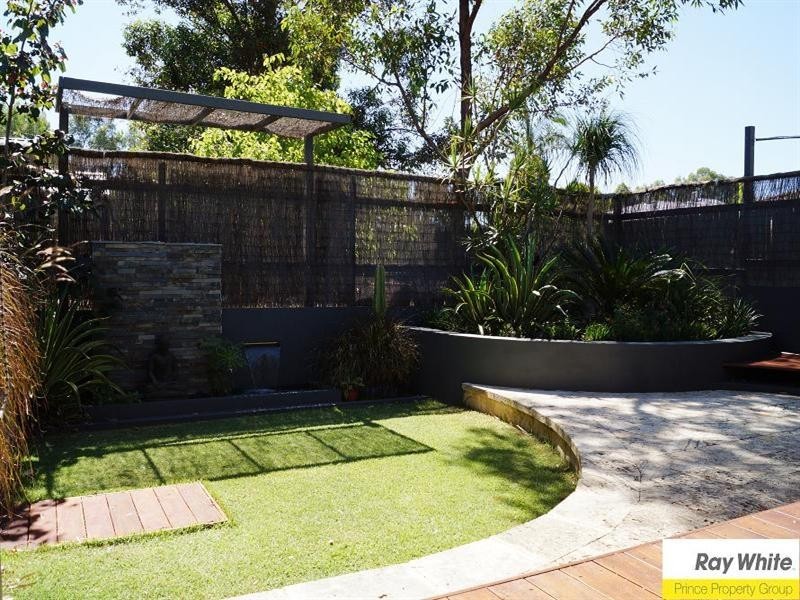 4 Bacon Place, Beechboro WA 6063