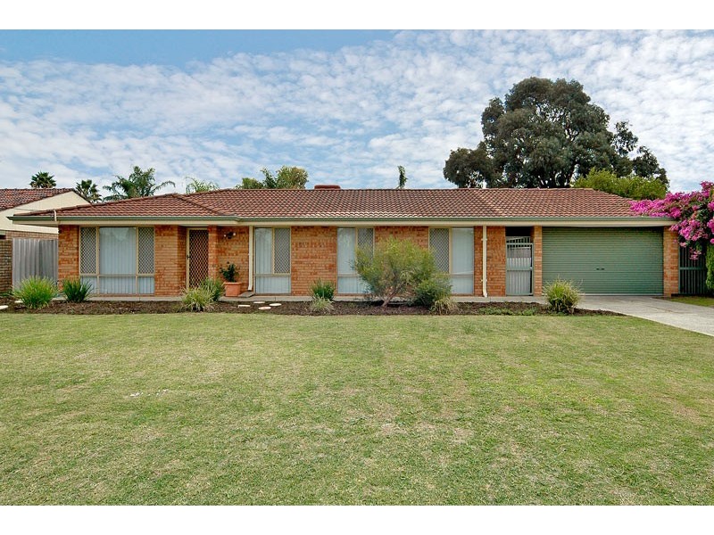 5 Nile Place, Beechboro WA 6063