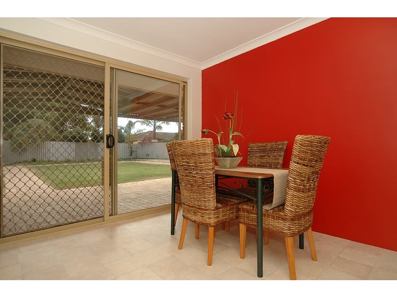 5 Nile Place, Beechboro WA 6063