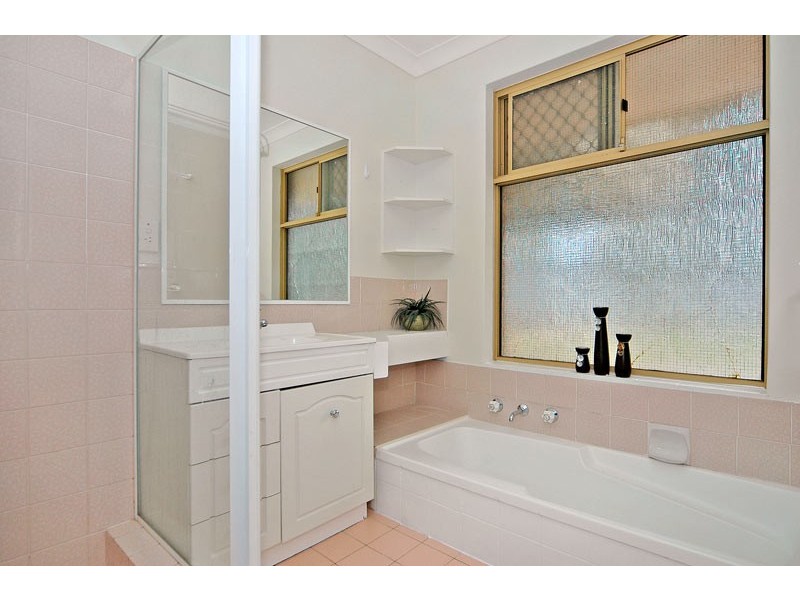 5 Nile Place, Beechboro WA 6063