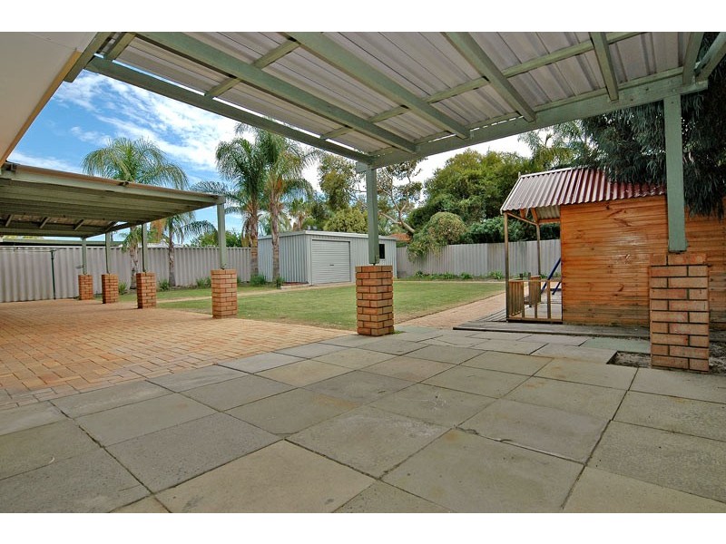 5 Nile Place, Beechboro WA 6063