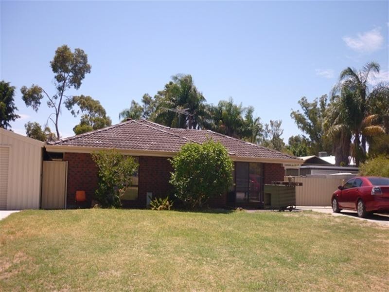 12 Nash Place, Beechboro WA 6063
