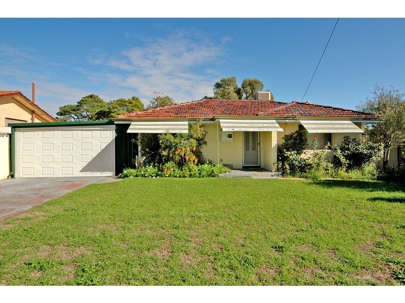 29 Devenish Road, Lockridge WA 6054