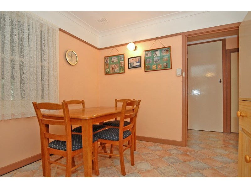 29 Devenish Road, Lockridge WA 6054