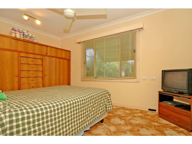 29 Devenish Road, Lockridge WA 6054