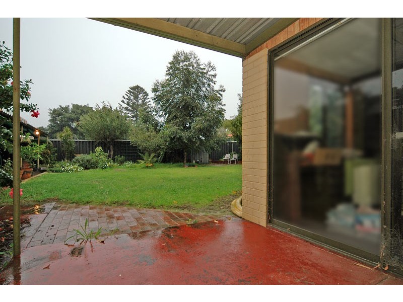 29 Devenish Road, Lockridge WA 6054