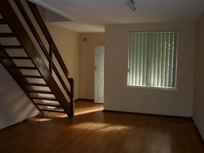 30 Scanlon Way, Lockridge WA 6054