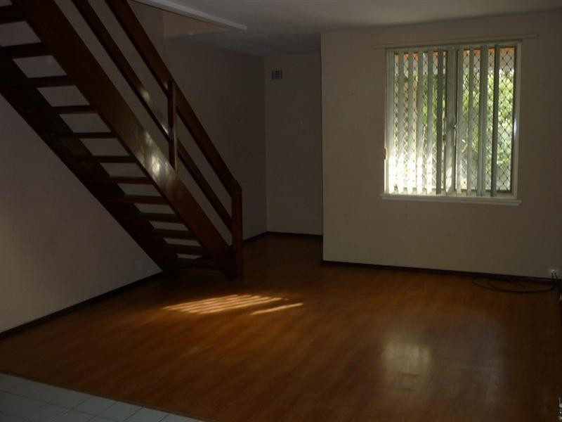 30 Scanlon Way, Lockridge WA 6054