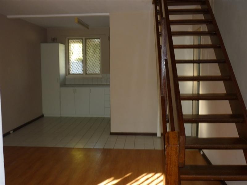 30 Scanlon Way, Lockridge WA 6054