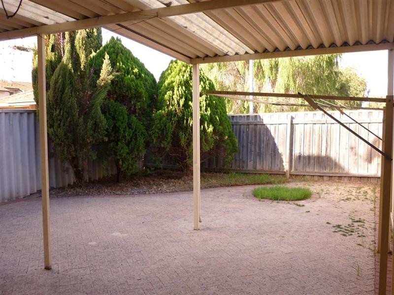 30 Scanlon Way, Lockridge WA 6054