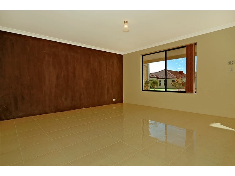 12 Crystal Turn, Beechboro WA 6063