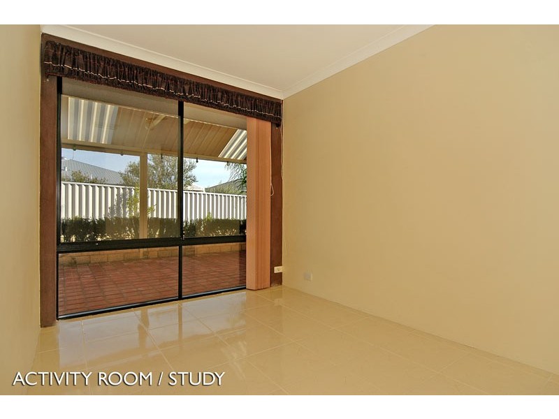 12 Crystal Turn, Beechboro WA 6063
