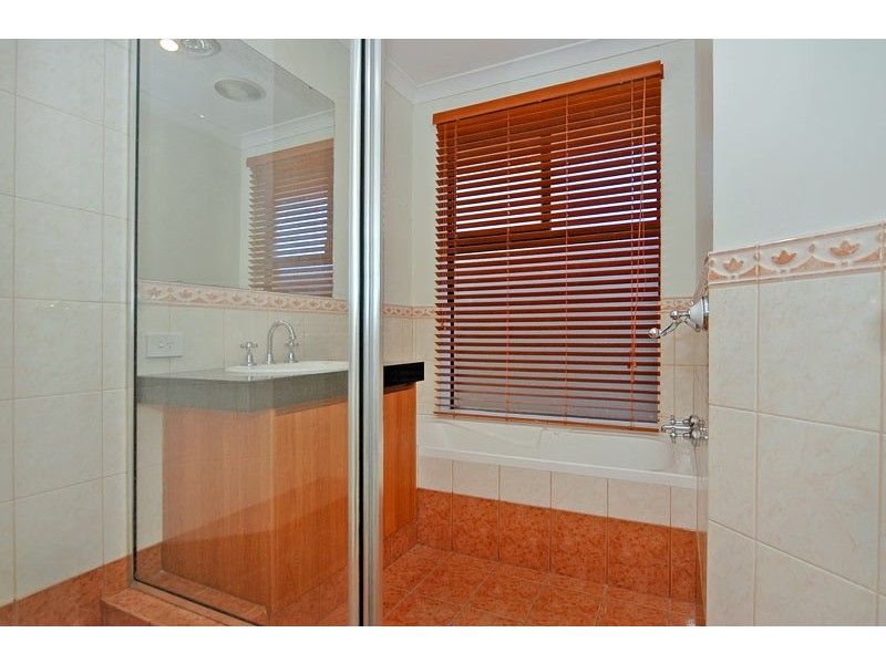 12 Crystal Turn, Beechboro WA 6063