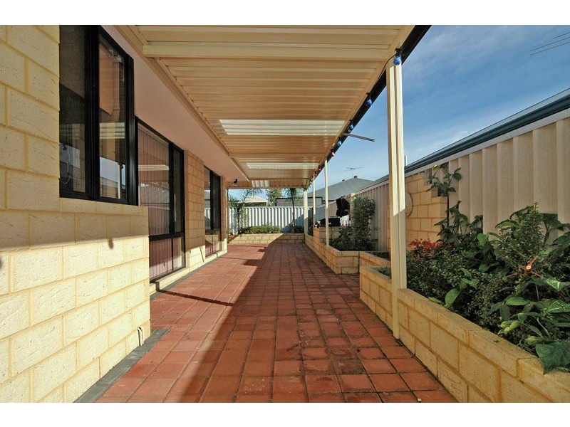 12 Crystal Turn, Beechboro WA 6063