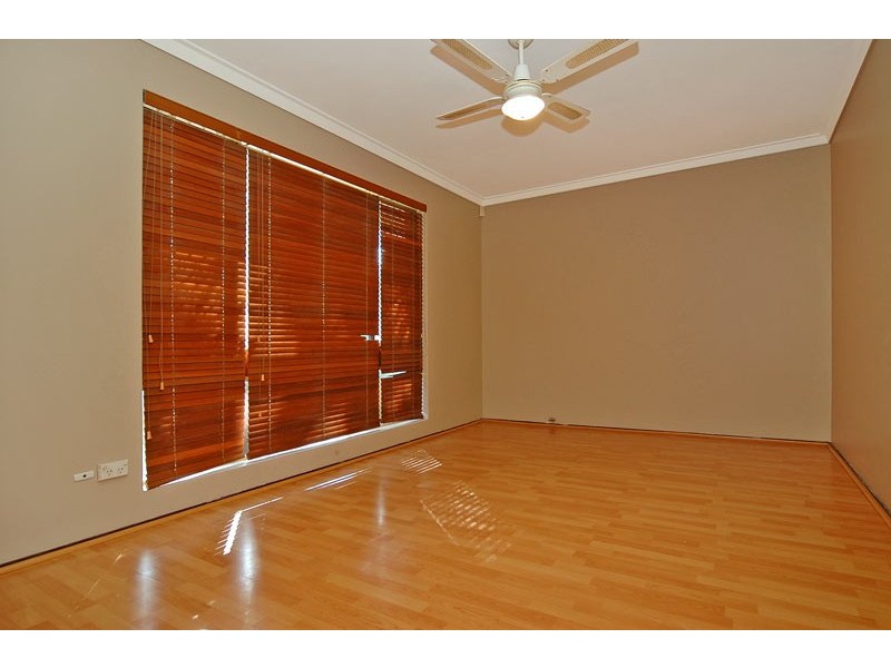 34 Brockmill Avenue, Beechboro WA 6063