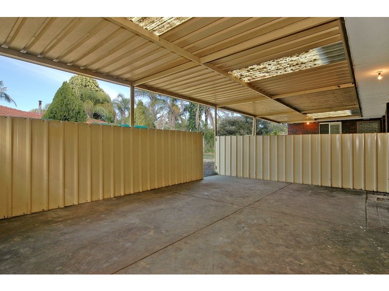 34 Brockmill Avenue, Beechboro WA 6063