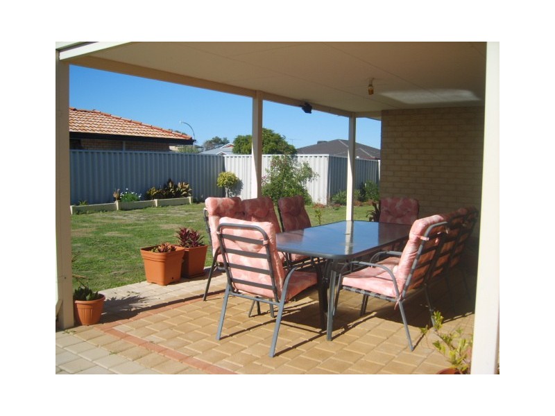 2 Lockier Crossing, Beechboro WA 6063