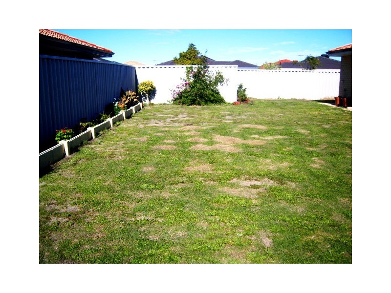 2 Lockier Crossing, Beechboro WA 6063