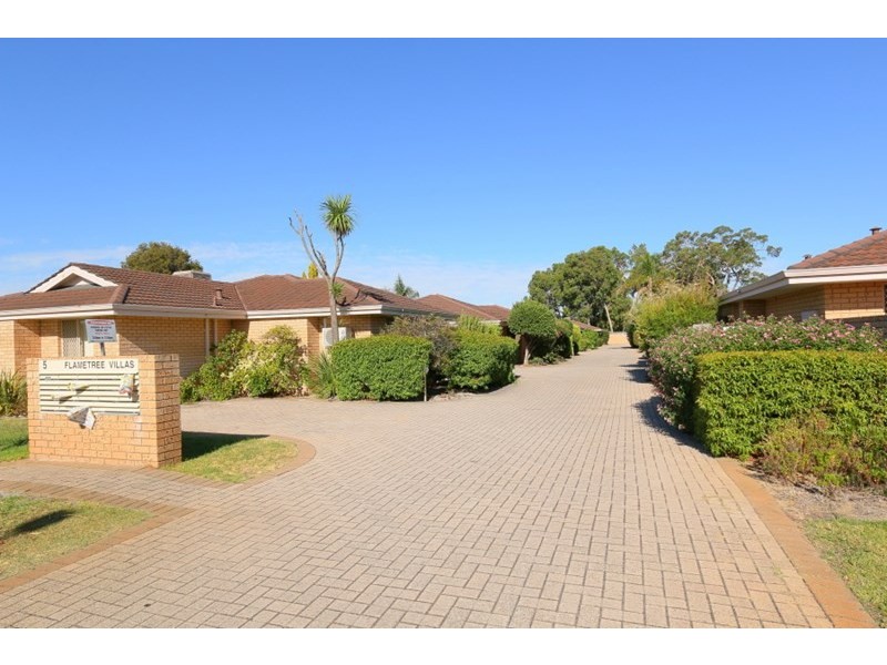 4/5 Flametree Place, Beechboro WA 6063