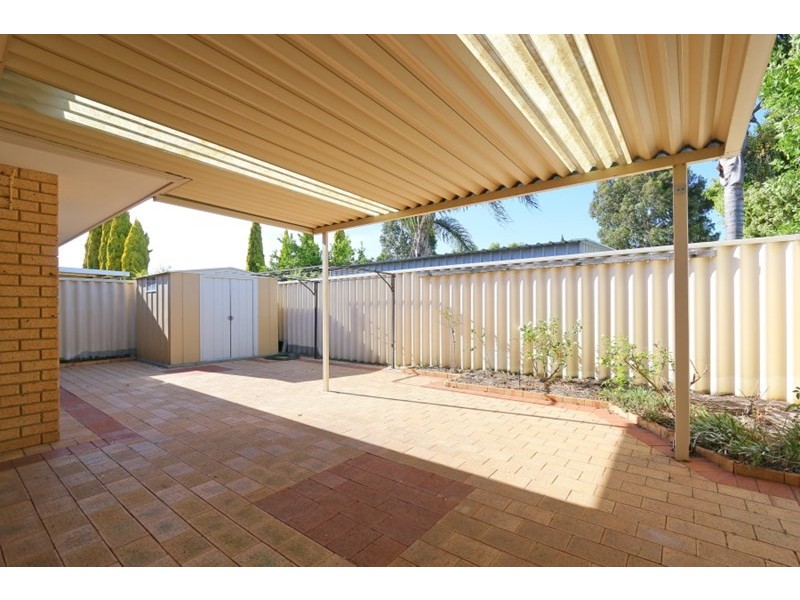 4/5 Flametree Place, Beechboro WA 6063