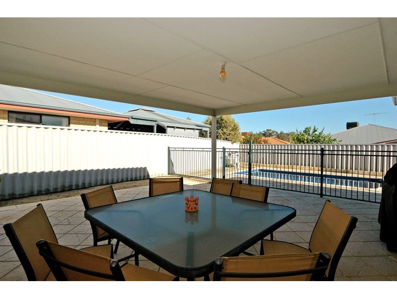 5 Springview Circle, Beechboro WA 6063