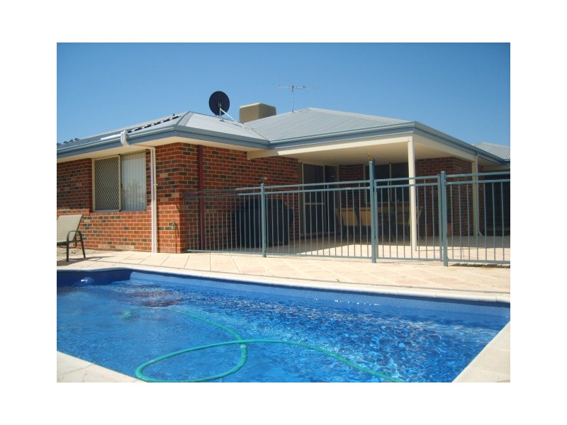5 Springview Circle, Beechboro WA 6063