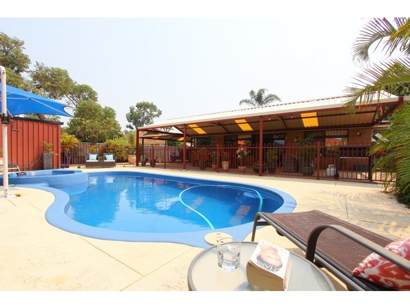 66 Bottlebrush Drive, Kiara WA 6054