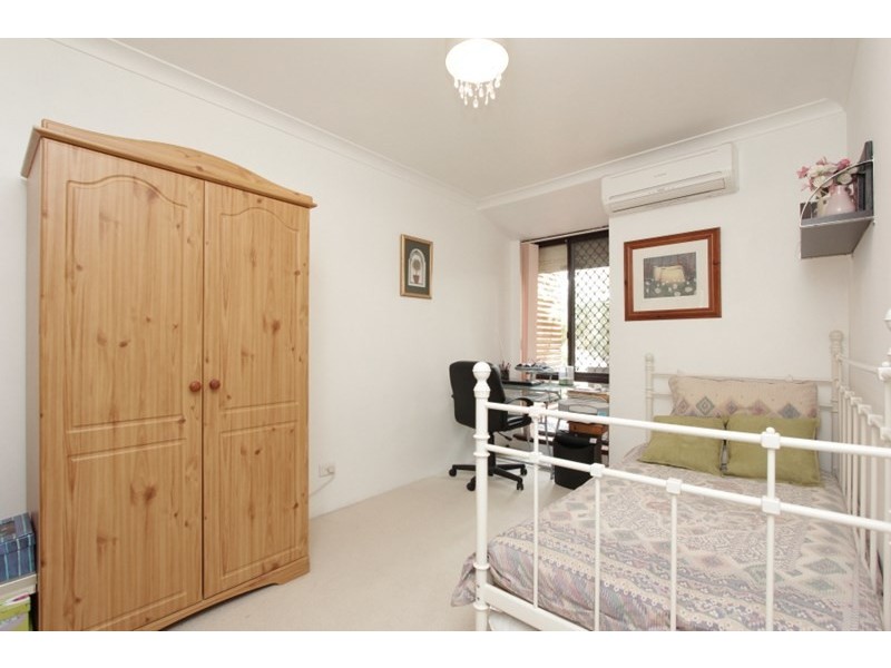 66 Bottlebrush Drive, Kiara WA 6054