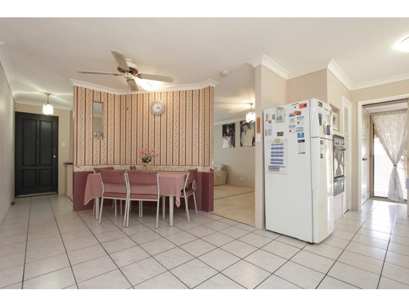 5 Thurburn Retreat, Marangaroo WA 6064