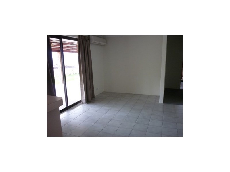 17 Teviot Place, Beechboro WA 6063