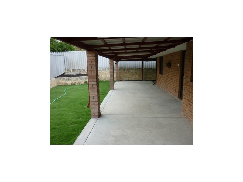 17 Teviot Place, Beechboro WA 6063