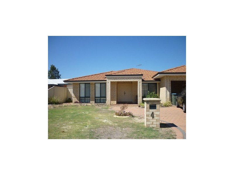 4 Woolmers Loop, Landsdale WA 6065