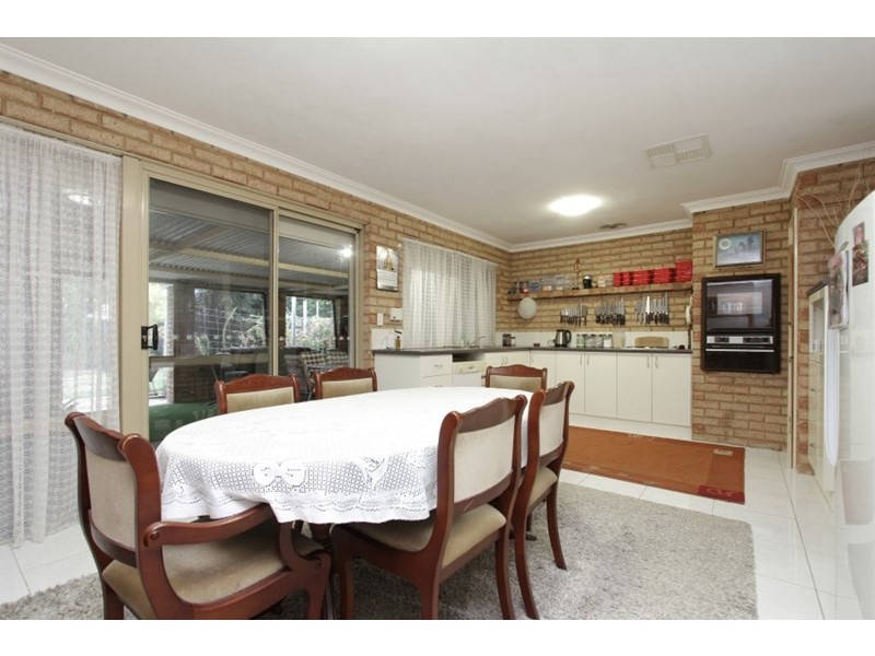 25 Amazon Drive, Beechboro WA 6063