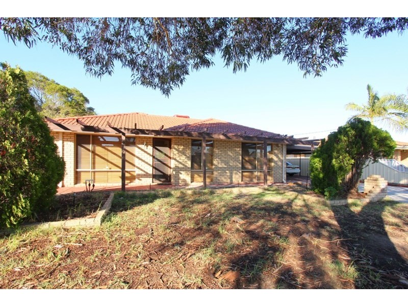 61 King Road, Beechboro WA 6063