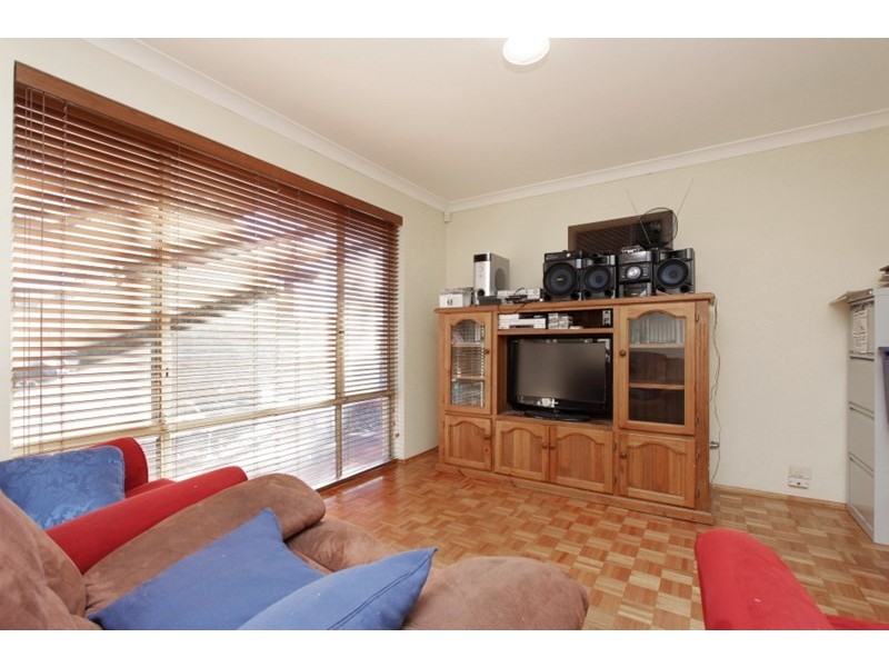 61 King Road, Beechboro WA 6063