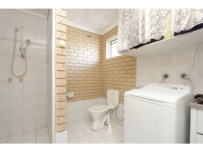 61 King Road, Beechboro WA 6063