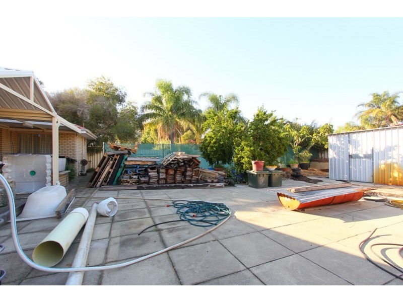 61 King Road, Beechboro WA 6063