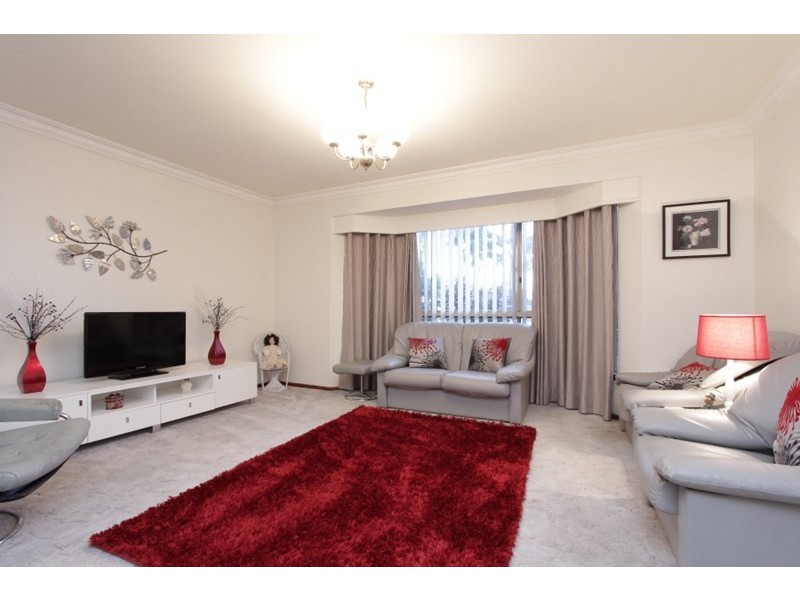 25 Flametree Place, Beechboro WA 6063